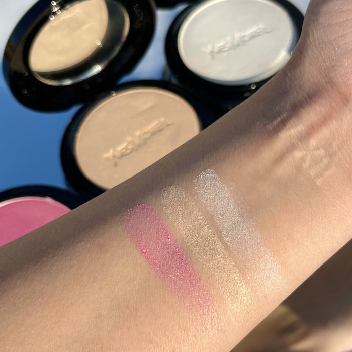 Highlighting Powder image 2
